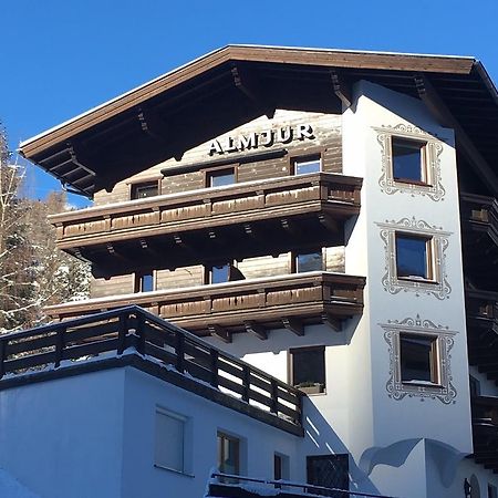 Hotel Garni Almjur St. Anton am Arlberg Exterior foto