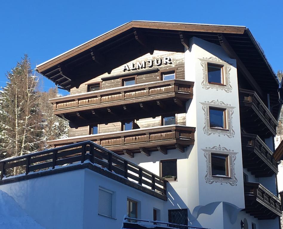 Hotel Garni Almjur St. Anton am Arlberg Exterior foto